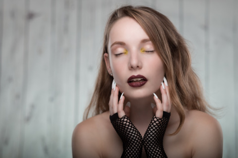 Mie Hansen. Makeup: Cirkeline Singh